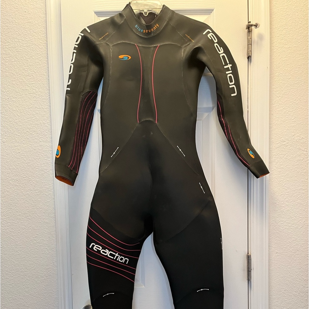 Women’s Blueseventy Reaction sleeved wetsuit. Large